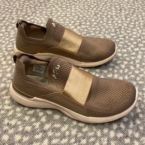 APL TechLoom Bliss Running Shoes - Rose